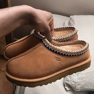 Ugh - Brown Tasman Slippers (7)